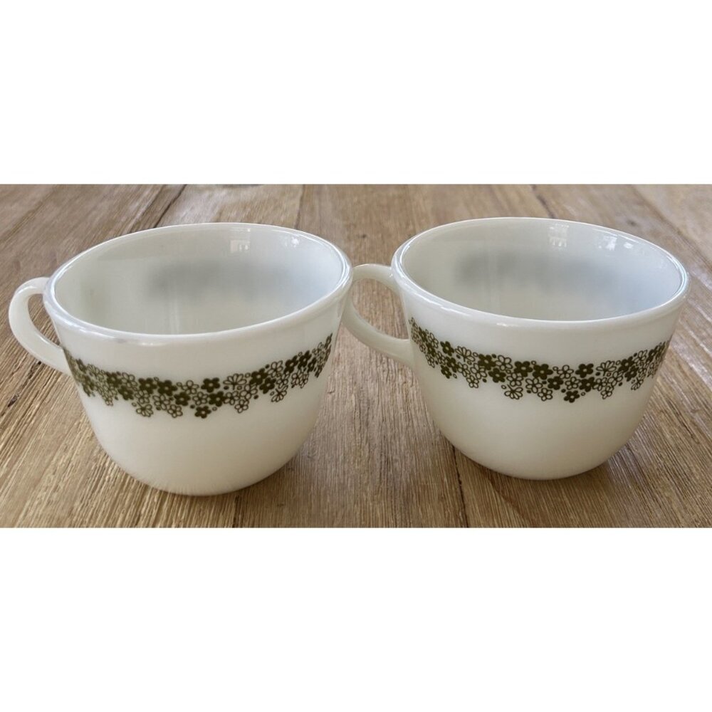 VTG 2 Pyrex Milk Glass Spring Blossom Green Crazy Daisy Cups Mugs